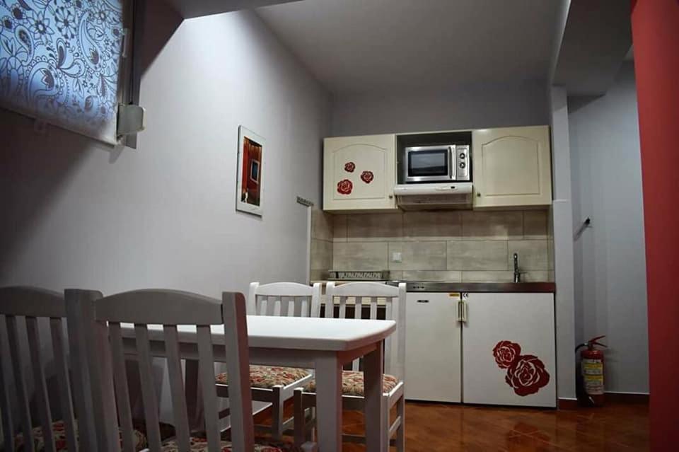 סקאלה סוטירוס Studios Chrissi מראה חיצוני תמונה